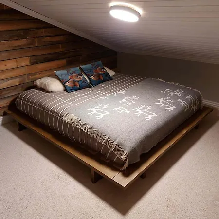 Naekoealahuoneisto 326 * סיוטה